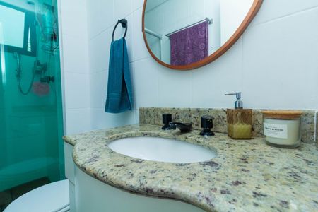 Apartamento à venda com 70m², 3 quartos e 2 vagas Apartamento à venda com 70m², 3 quartos e 2 vagasBanheiro 1