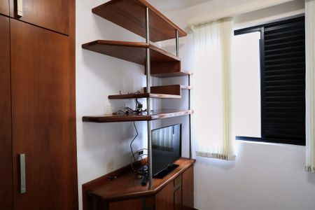 Apartamento para alugar com 95m², 3 quartos e 2 vagas Apartamento para alugar com 95m², 3 quartos e 2 vagasQuarto 2