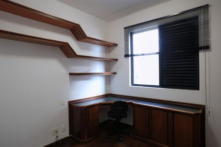 Apartamento para alugar com 95m², 3 quartos e 2 vagas Apartamento para alugar com 95m², 3 quartos e 2 vagasQuarto 1