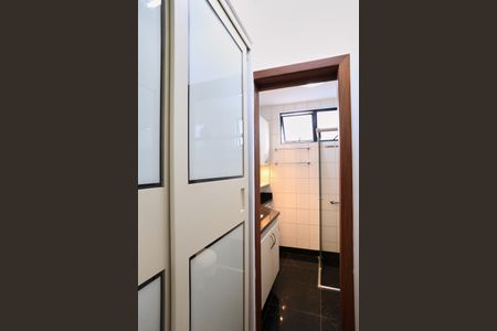 Apartamento para alugar com 95m², 3 quartos e 2 vagas Apartamento para alugar com 95m², 3 quartos e 2 vagasCloset da suíte