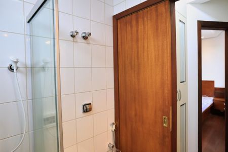Apartamento para alugar com 95m², 3 quartos e 2 vagas Apartamento para alugar com 95m², 3 quartos e 2 vagasBanheiro da Suíte