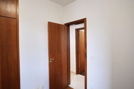 Apartamento para alugar com 95m², 3 quartos e 2 vagas Apartamento para alugar com 95m², 3 quartos e 2 vagasQuarto 1