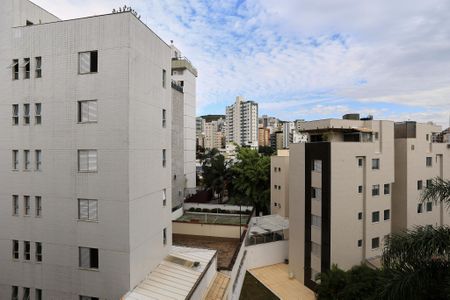 Apartamento para alugar com 95m², 3 quartos e 2 vagas Apartamento para alugar com 95m², 3 quartos e 2 vagasVista da Suíte