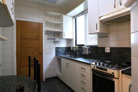 Apartamento para alugar com 95m², 3 quartos e 2 vagas Apartamento para alugar com 95m², 3 quartos e 2 vagasCozinha