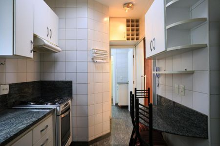 Apartamento para alugar com 95m², 3 quartos e 2 vagas Apartamento para alugar com 95m², 3 quartos e 2 vagasCozinha