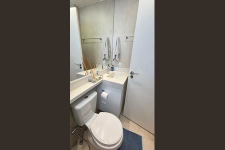 Apartamento à venda com 83m², 2 quartos e 2 vagas Apartamento à venda com 83m², 2 quartos e 2 vagasBanheiro Social