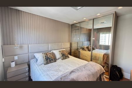 Apartamento à venda com 83m², 2 quartos e 2 vagas Apartamento à venda com 83m², 2 quartos e 2 vagasSuíte