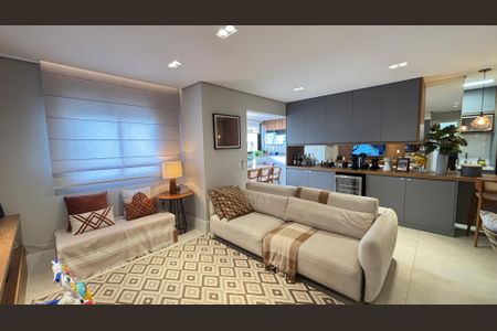 Apartamento à venda com 83m², 2 quartos e 2 vagas Apartamento à venda com 83m², 2 quartos e 2 vagasSala