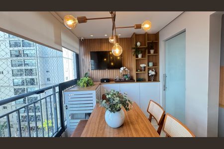 Apartamento à venda com 83m², 2 quartos e 2 vagas Apartamento à venda com 83m², 2 quartos e 2 vagasVaranda