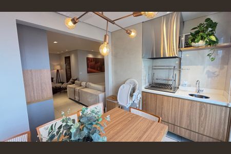 Apartamento à venda com 83m², 2 quartos e 2 vagas Apartamento à venda com 83m², 2 quartos e 2 vagasVaranda