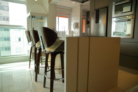 Apartamento à venda com 78m², 2 quartos e 2 vagasCozinha / Living