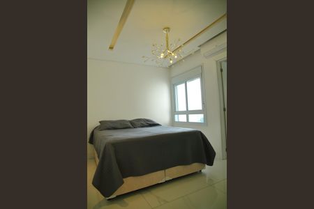 Apartamento à venda com 78m², 2 quartos e 2 vagasSuíte 1