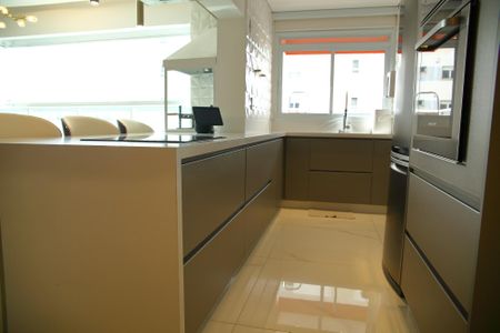 Apartamento à venda com 78m², 2 quartos e 2 vagasCozinha / Living
