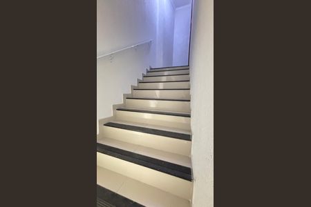 Apartamento à venda com 172m², 3 quartos e 2 vagasEscada