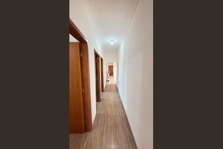 Apartamento à venda com 172m², 3 quartos e 2 vagasCorredor