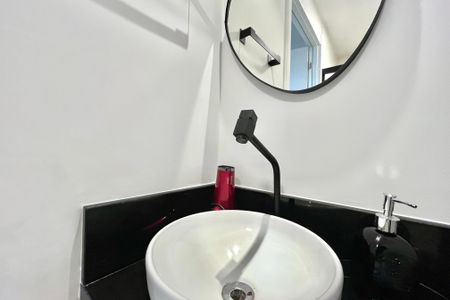 Studio para alugar com 26m², 1 quarto e sem vaga Studio para alugar com 26m², 1 quarto e sem vagaBanheiro