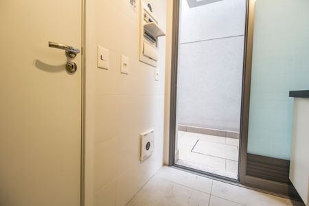 Apartamento para alugar com 200m², 3 quartos e 2 vagas Apartamento para alugar com 200m², 3 quartos e 2 vagasÁrea de Serviço