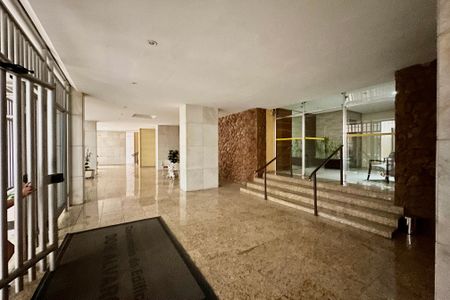 Apartamento à venda com 120m², 2 quartos e sem vaga Apartamento à venda com 120m², 2 quartos e sem vagaÁrea comum