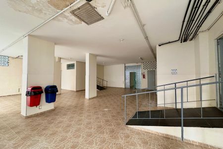 Apartamento à venda com 120m², 2 quartos e sem vaga Apartamento à venda com 120m², 2 quartos e sem vagaÁrea comum
