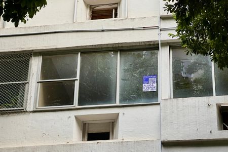 Apartamento à venda com 120m², 2 quartos e sem vaga Apartamento à venda com 120m², 2 quartos e sem vagaPlaquinha instalada