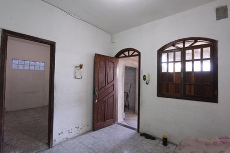 Casa à venda com 252m², 3 quartos e 2 vagasSala