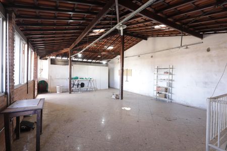 Casa à venda com 252m², 3 quartos e 2 vagasEspaço Superior