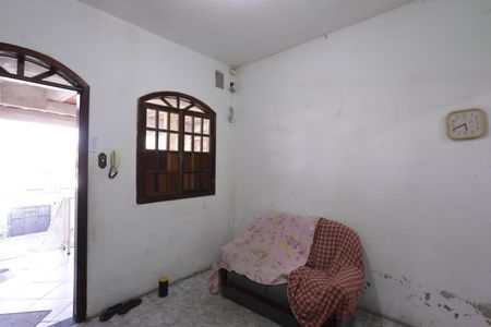 Casa à venda com 252m², 3 quartos e 2 vagasSala