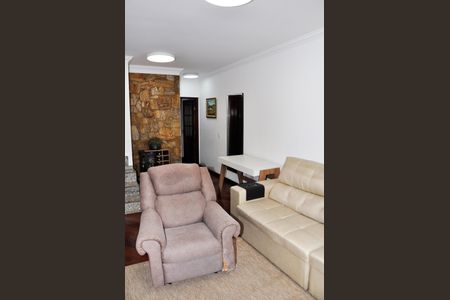 Casa à venda com 110m², 3 quartos e 3 vagas Casa à venda com 110m², 3 quartos e 3 vagasSala