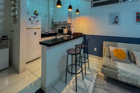 Apartamento à venda com 45m², 1 quarto e sem vaga Apartamento à venda com 45m², 1 quarto e sem vagaCozinha e Área de Serviço