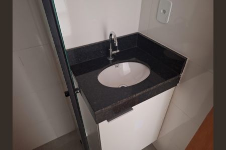 Banheiro de apartamento à venda com 1 quarto, 31m² em Vila Dom Pedro Ii, São Paulo