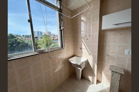 Apartamento à venda com 68m², 2 quartos e 1 vagaÁrea de Serviço