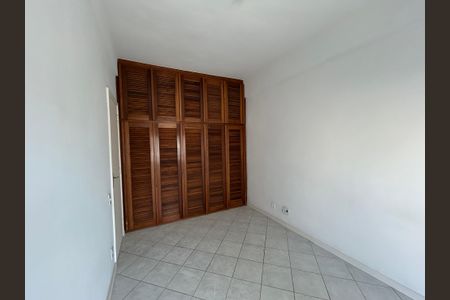 Apartamento à venda com 68m², 2 quartos e 1 vagaQuarto 2