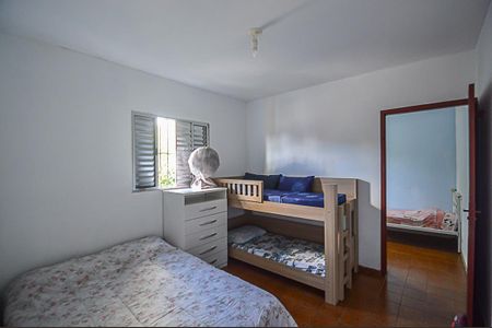 Casa à venda com 237m², 4 quartos e 4 vagas Casa à venda com 237m², 4 quartos e 4 vagasQuarto 2 - Suíte