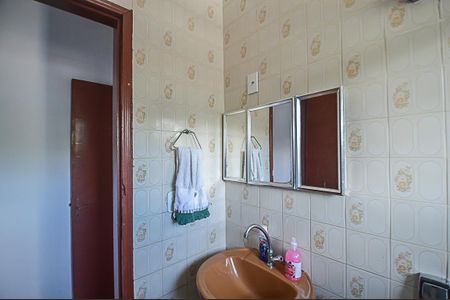 Casa à venda com 237m², 4 quartos e 4 vagas Casa à venda com 237m², 4 quartos e 4 vagasBanheiro da Suíte 2