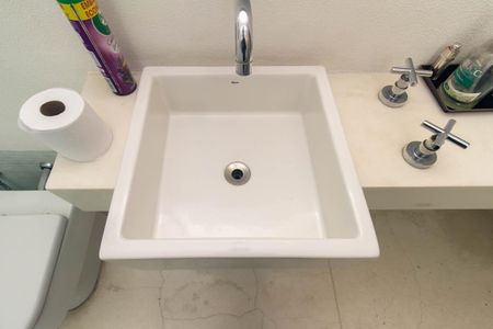 Apartamento à venda com 90m², 1 quarto e sem vaga Apartamento à venda com 90m², 1 quarto e sem vagaBanheiro