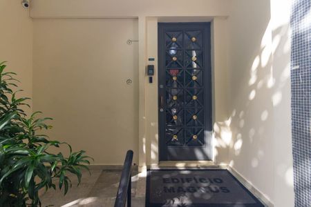 Apartamento à venda com 90m², 1 quarto e sem vaga Apartamento à venda com 90m², 1 quarto e sem vagaFachada