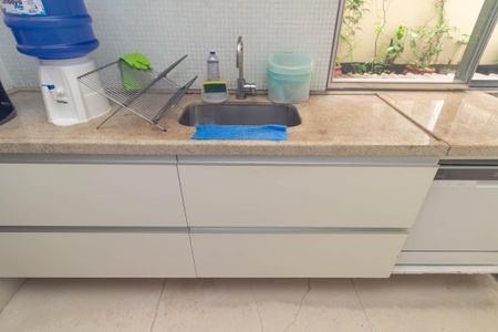 Apartamento à venda com 90m², 1 quarto e sem vaga Apartamento à venda com 90m², 1 quarto e sem vagaCozinha