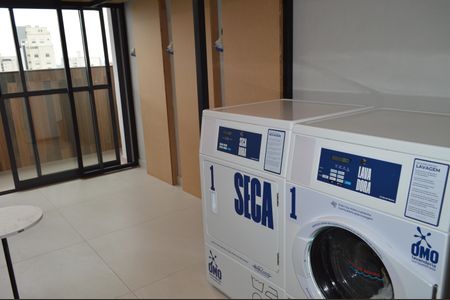 Apartamento à venda com 24m², 1 quarto e sem vagaÁrea comum - Lavanderia