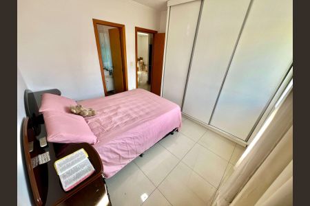 Apartamento para alugar com 140m², 3 quartos e 2 vagas Apartamento para alugar com 140m², 3 quartos e 2 vagasSuíte
