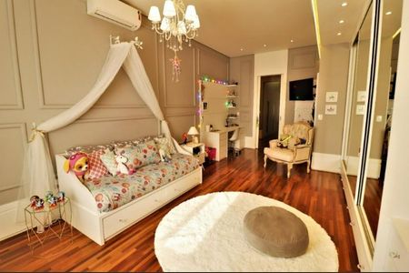 Casa à venda com 1860m², 4 quartos e 10 vagas Casa à venda com 1860m², 4 quartos e 10 vagasFoto 27