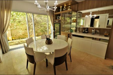 Casa à venda com 1860m², 4 quartos e 10 vagas Casa à venda com 1860m², 4 quartos e 10 vagasFoto 10