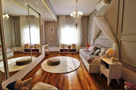 Casa à venda com 1860m², 4 quartos e 10 vagas Casa à venda com 1860m², 4 quartos e 10 vagasFoto 33