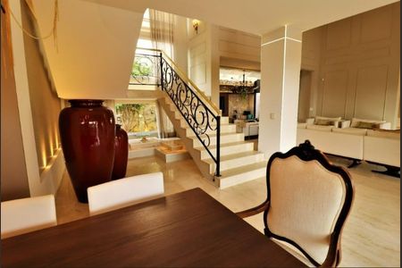 Casa à venda com 1860m², 4 quartos e 10 vagas Casa à venda com 1860m², 4 quartos e 10 vagasFoto 06