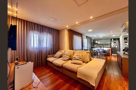Apartamento à venda com 92m², 2 quartos e 2 vagasSala