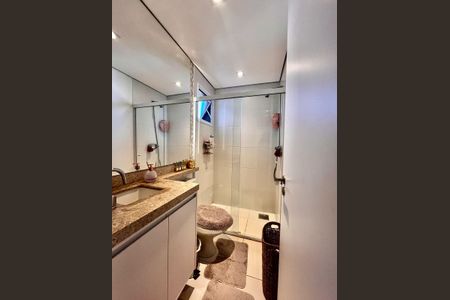Apartamento à venda com 92m², 2 quartos e 2 vagas Apartamento à venda com 92m², 2 quartos e 2 vagasBanheiro Suíte 2