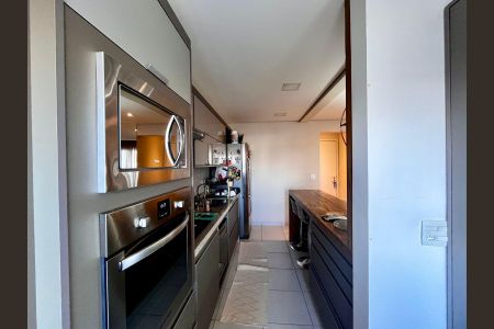 Apartamento à venda com 92m², 2 quartos e 2 vagas Apartamento à venda com 92m², 2 quartos e 2 vagasCozinha