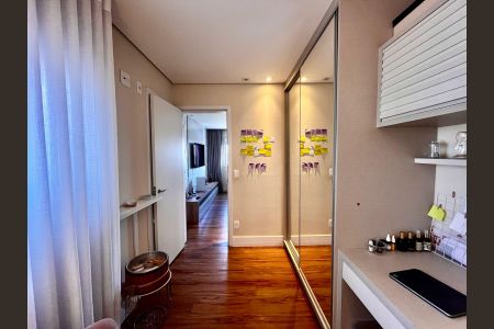Apartamento à venda com 92m², 2 quartos e 2 vagas Apartamento à venda com 92m², 2 quartos e 2 vagasSuíte 2