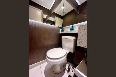 Apartamento à venda com 92m², 2 quartos e 2 vagas Apartamento à venda com 92m², 2 quartos e 2 vagasLavabo da Sala