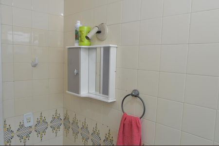 Casa de condomínio à venda com 225m², 3 quartos e 6 vagasBanheiro