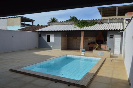Casa de condomínio à venda com 225m², 3 quartos e 6 vagasPiscina